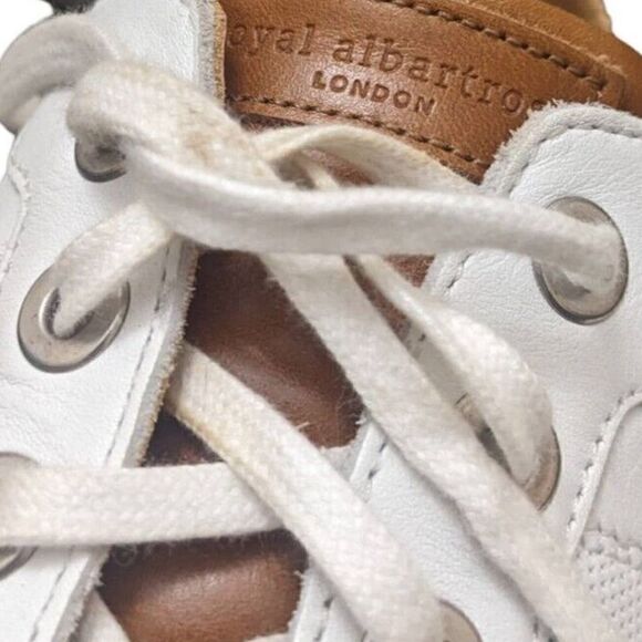 Royal Albatross Kingsman White Navy Spikeless Golf Shoe Size 11 - Picture 3 of 8